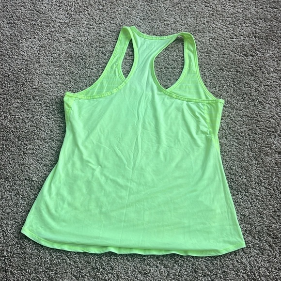 Athleta Racerback Tank Size Medium - Picture 8 of 8